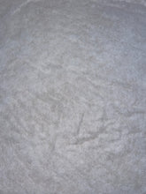 Load image into Gallery viewer, Vlieseline H640 Fusible Fleece
